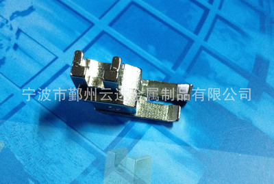【廠家供應(yīng) 縫紉機(jī)配件 縫紉機(jī)壓腳 縫紉機(jī)家用高低壓腳 YD413】價(jià)格,廠家,圖片,服裝機(jī)械配件,寧波市鄞州云達(dá)金屬制品-