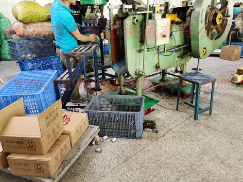 立式真空泵防震墊,錦德萊冷卻泵減振降噪氣墊,錦德萊減震器規(guī)格