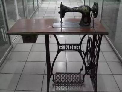 資陽人,還記得你家會飄雪花的黑白電視機(jī)嗎