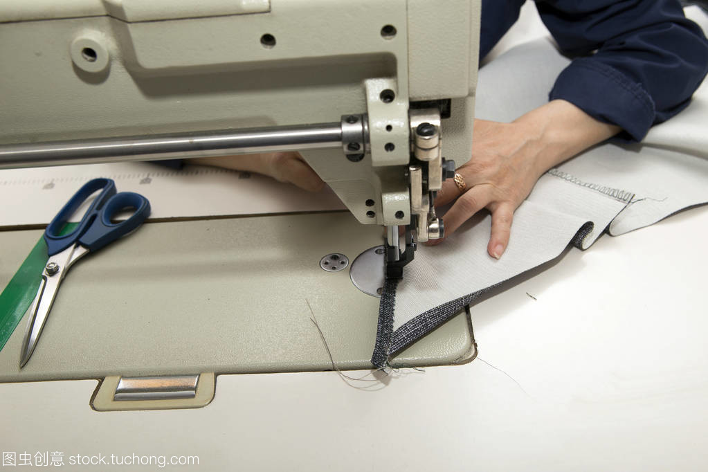 在小家具廠手工制作業務