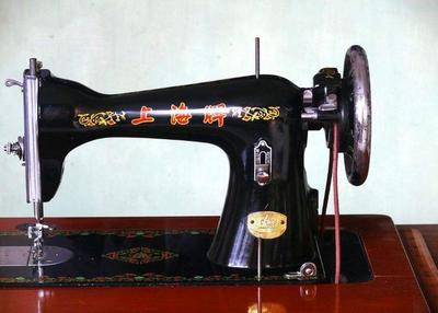 老縫紉機不值錢?先去倉庫看看有沒有,有的話恭喜1萬元到手
